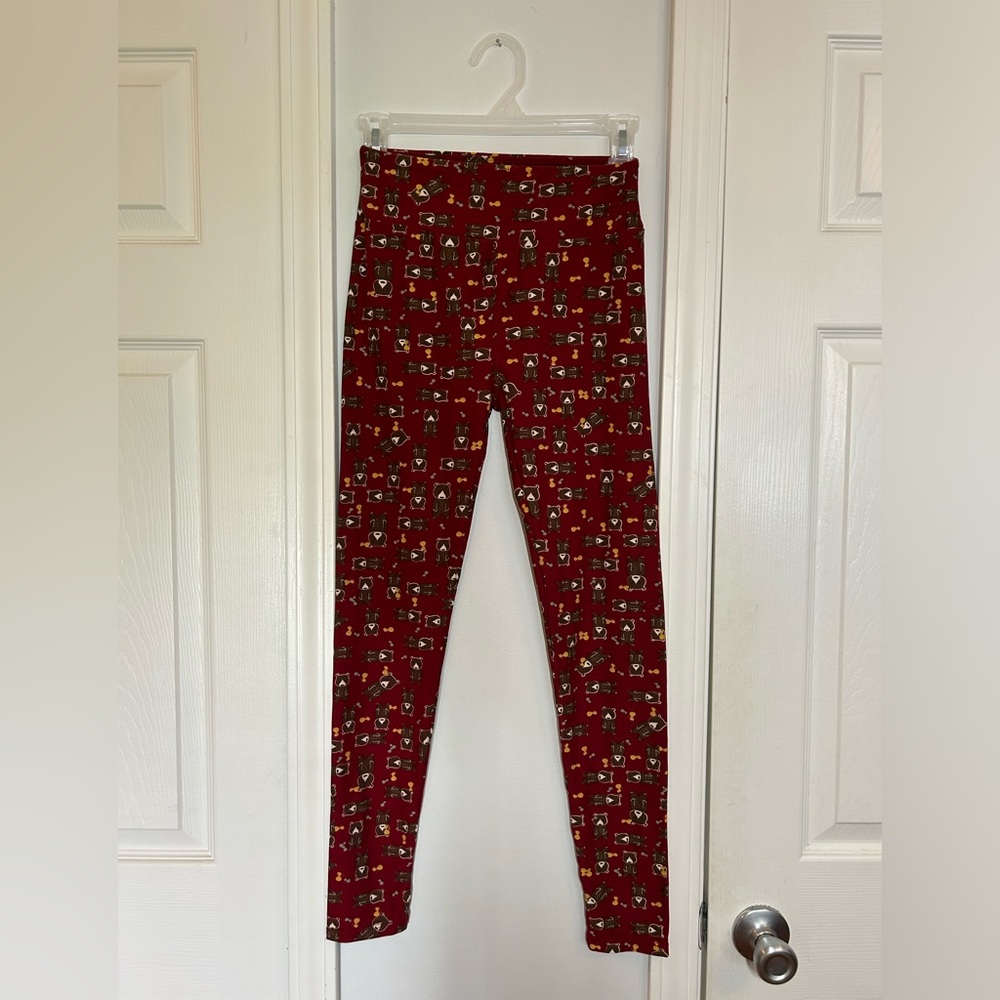 Red LuLaRoe Leggings with Bears